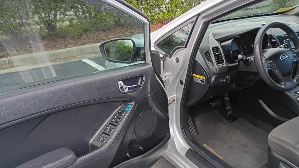 2014 Kia Forte LX - Photo 17