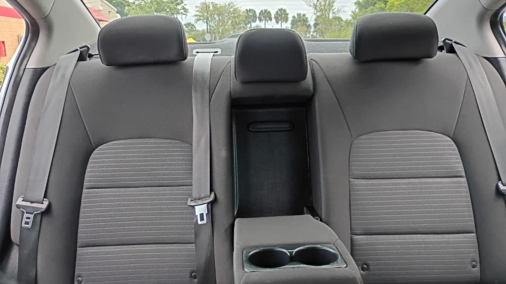 2014 Kia Forte LX - Photo 9