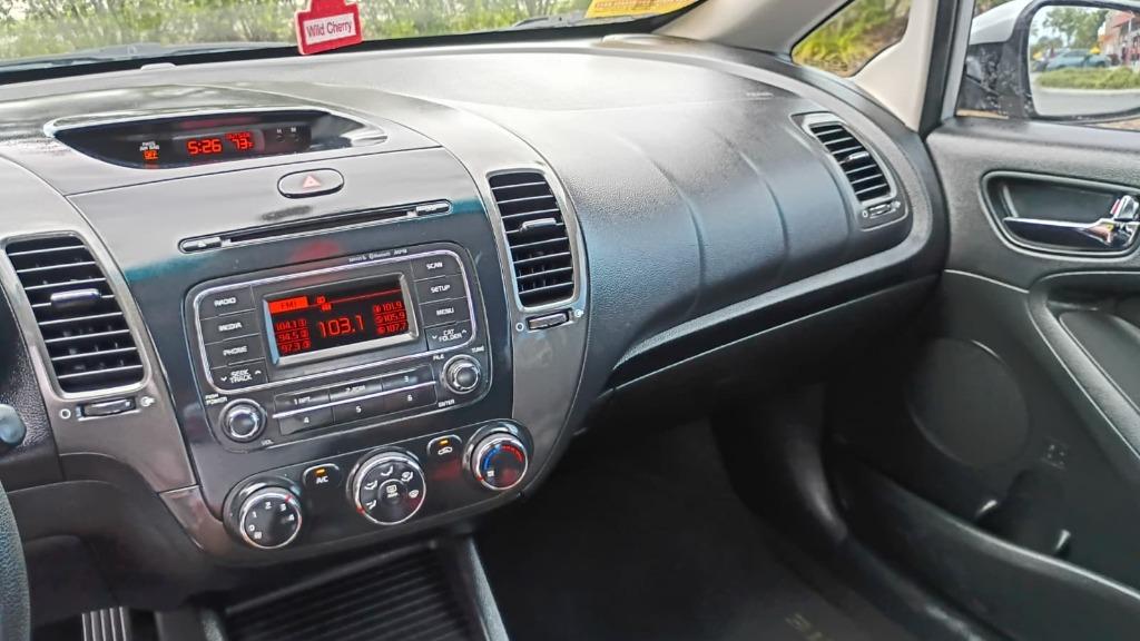 2014 Kia Forte LX - Photo 14