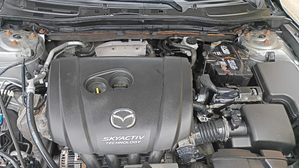 2014 Mazda MAZDA3 i Grand Touring - Photo 6