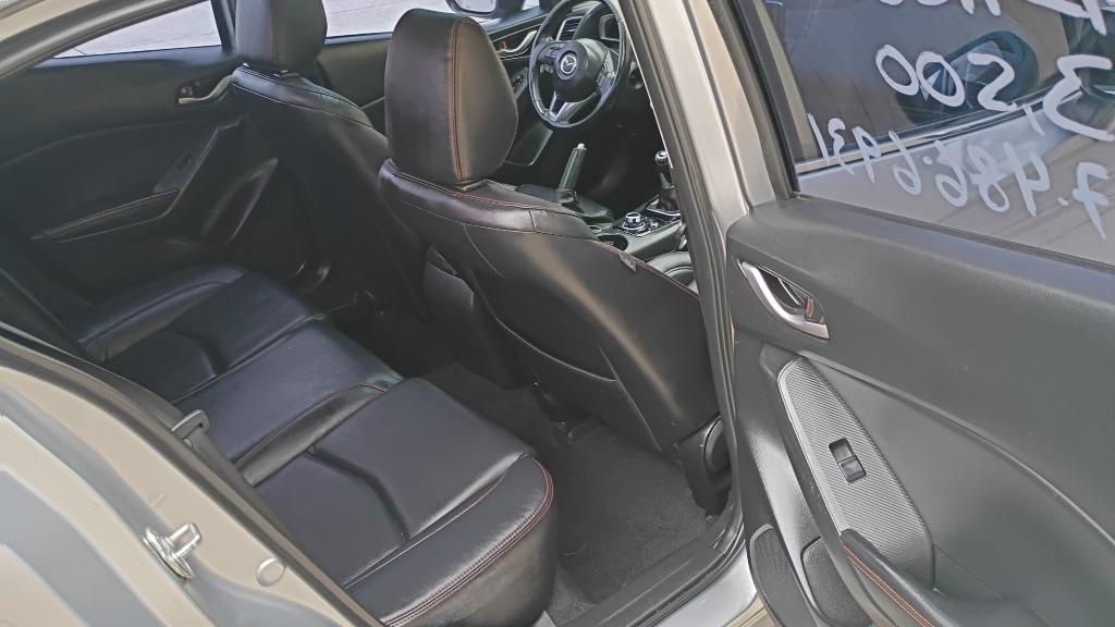 2014 Mazda MAZDA3 i Grand Touring - Photo 10